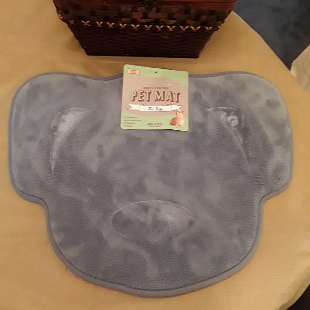 Piece of Mind P.O.M. Pets Multipurpose Pet Mat for Dogs Blue Color 21 x 16 In.